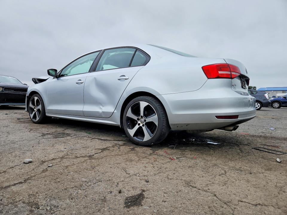 2015 Volkswagen Jetta მანქანა იყიდება აუქციონზე, vin: 3VW2K7AJ1FM251549, აუქციონის ნომერი: 60080356