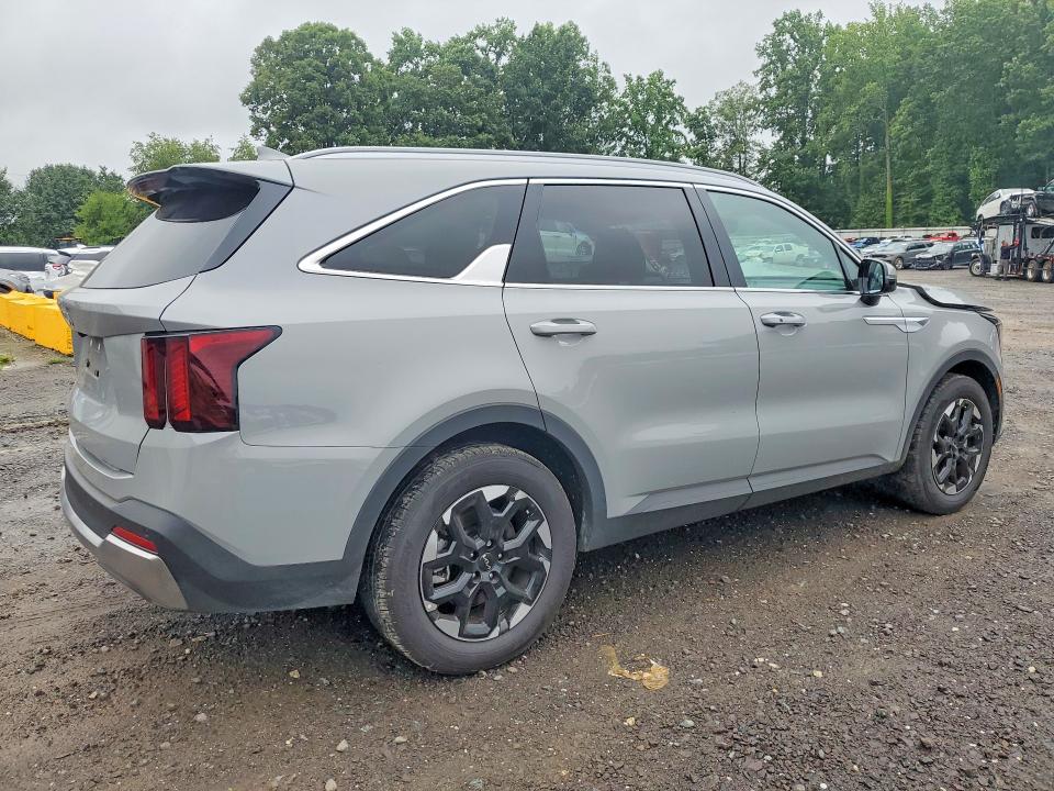 Продаж на аукціоні авто 2026 Kia Sorento, vin: 5XYRL4JC0TG437509, номер лоту: 61526716