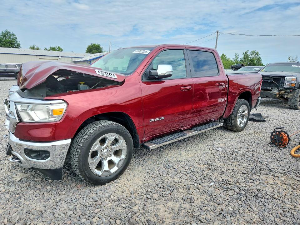 62027266 :رقم المزاد ، 1C6SRFFT1NN151837 vin ، 2022 Ram 1500 مزاد بيع