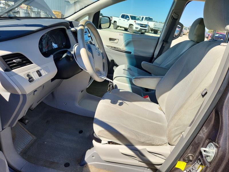 2013 Toyota Sienna მანქანა იყიდება აუქციონზე, vin: 5TDZK3DC3DS300870, აუქციონის ნომერი: 63251896