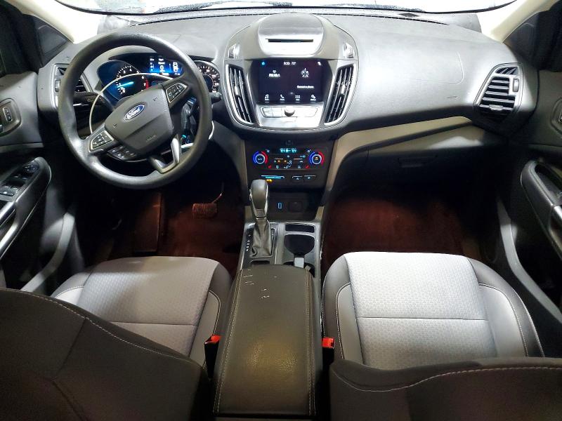 60375136 :رقم المزاد ، 1FMCU9GD1JUA18768 vin ، 2018 Ford Escape مزاد بيع