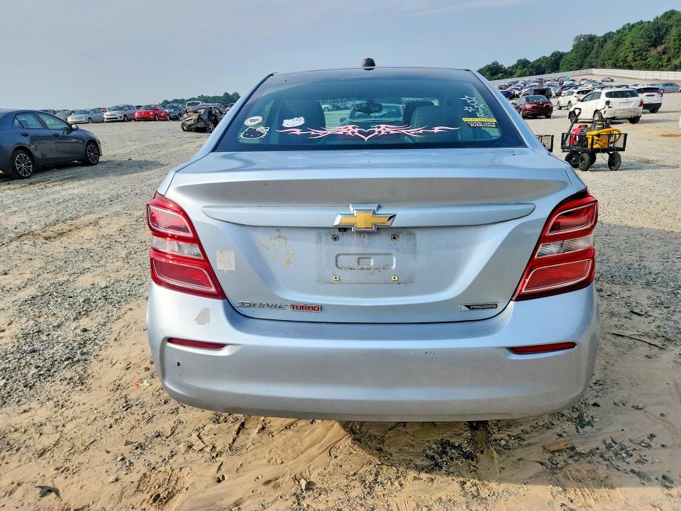 62571016 :رقم المزاد ، 1G1JF5SB3J4106766 vin ، 2018 Chevrolet Sonic مزاد بيع
