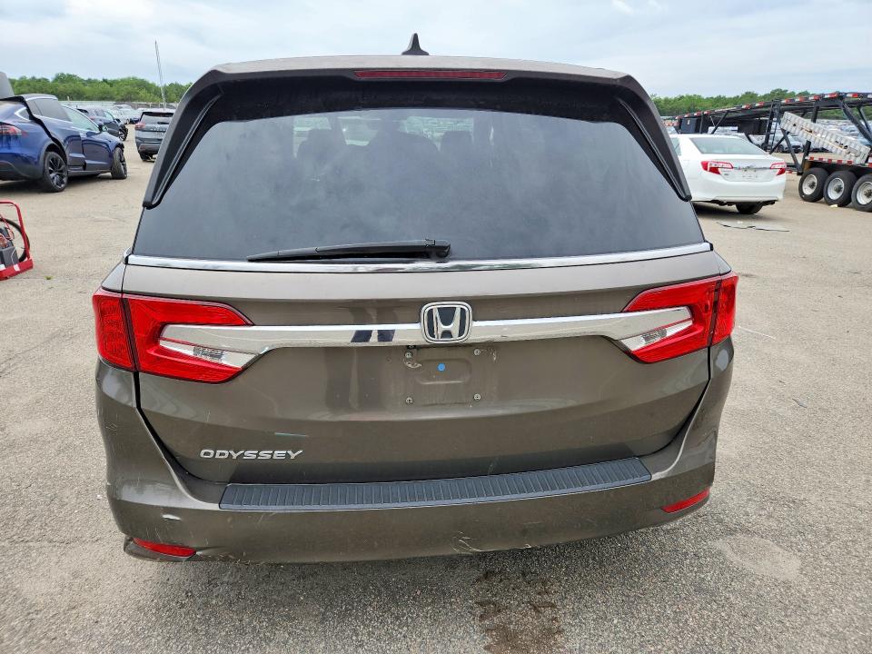 60119926 :رقم المزاد ، 5FNRL6H77JB094528 vin ، 2018 Honda Odyssey مزاد بيع
