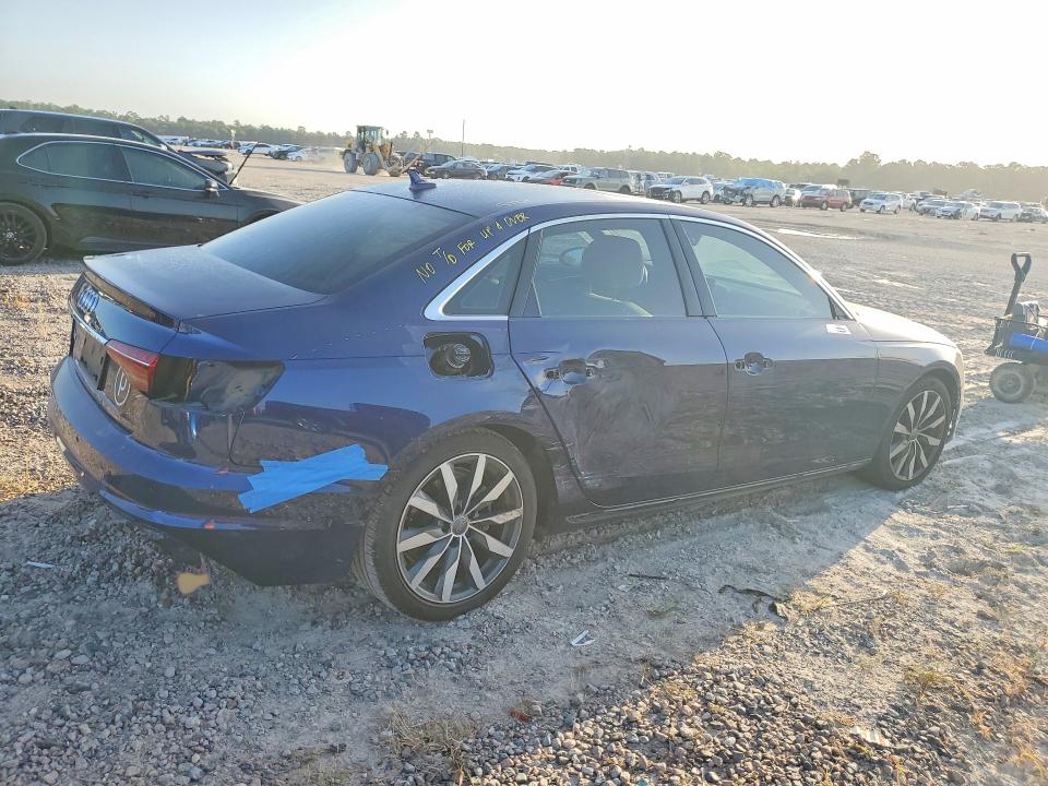 Продажа на аукционе авто 2020 Audi A4, vin: WAUHMAF40LN007607, номер лота: 61974256
