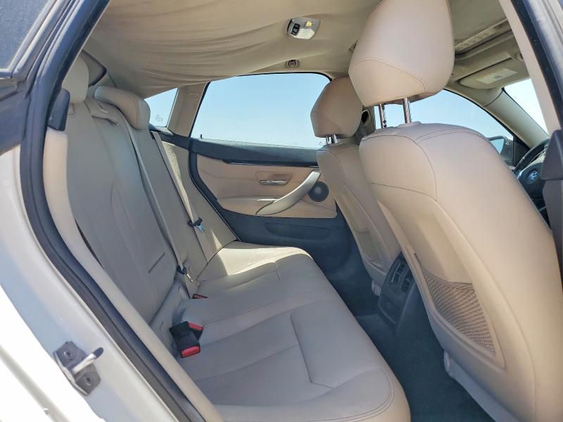 61938986 :رقم المزاد ، WBA4A5C5XFGK15742 vin ، 2015 Bmw 428 مزاد بيع