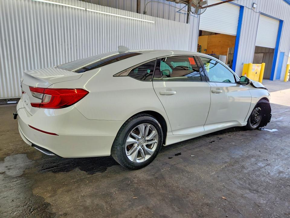 Продажа на аукционе авто 2018 Honda Accord, vin: 1HGCV1F12JA068303, номер лота: 60386216
