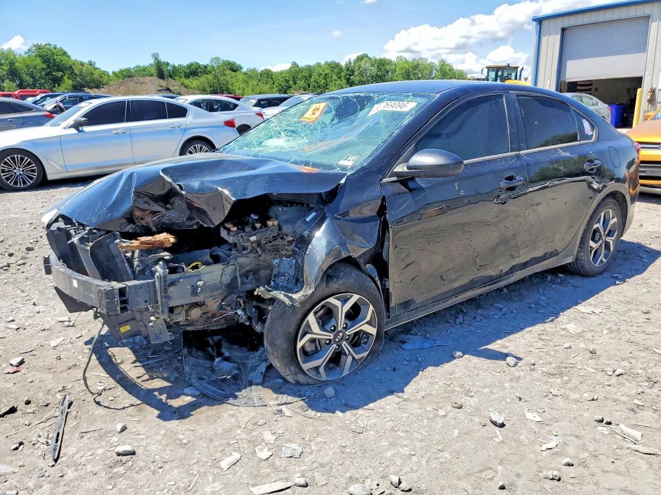 60269096 :رقم المزاد ، 3KPF24AD3ME364519 vin ، 2021 Kia Forte مزاد بيع