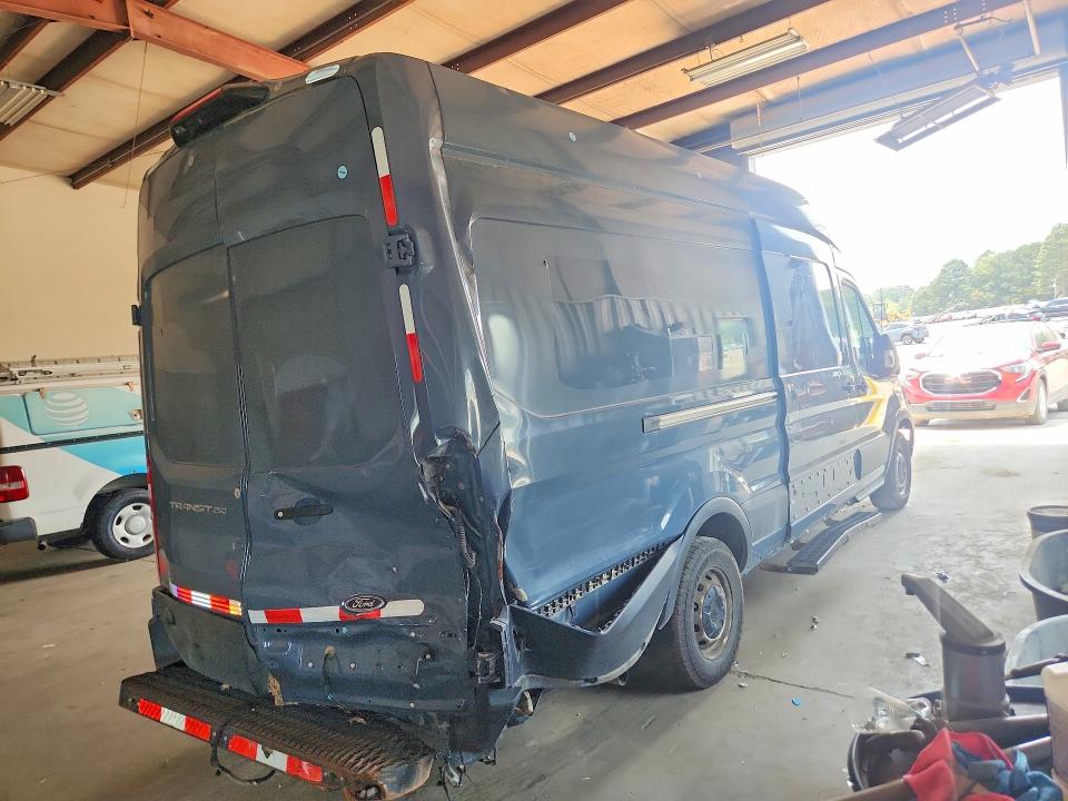 60027656 :رقم المزاد ، 1FTBR3X84LKB04625 vin ، 2020 Ford Transit مزاد بيع