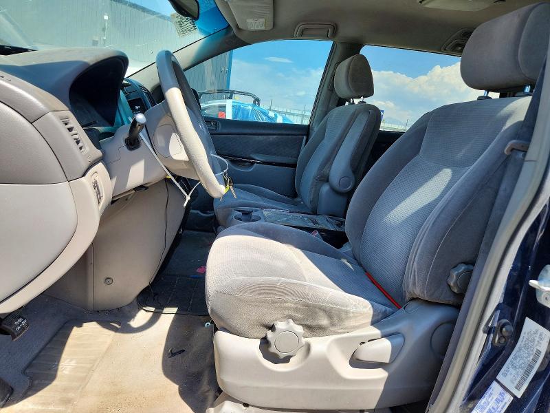 2004 Toyota Sienna მანქანა იყიდება აუქციონზე, vin: 5TDZA23C54S203507, აუქციონის ნომერი: 60723546