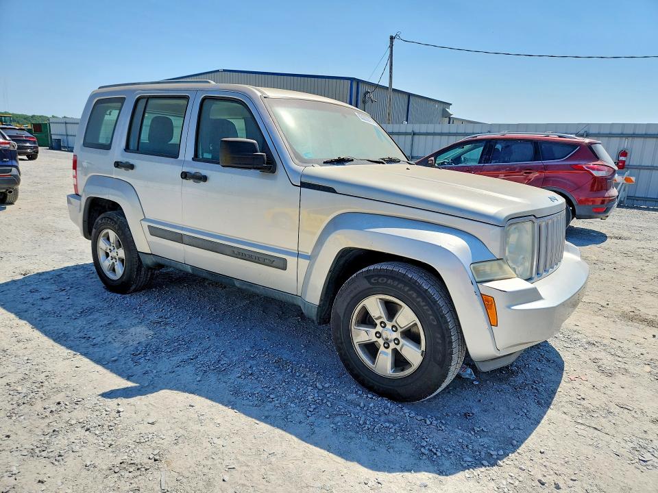 63223816 :رقم المزاد ، 1J4PN2GK3BW553836 vin ، 2011 Jeep Liberty مزاد بيع