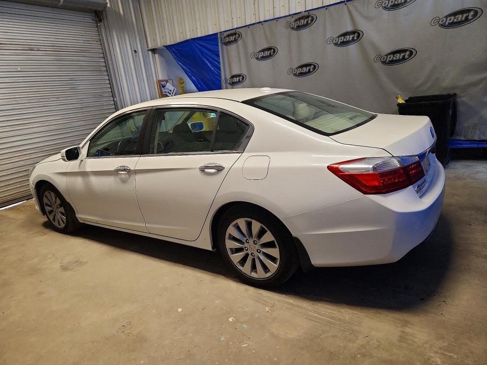 Продажа на аукционе авто 2015 Honda Accord, vin: 1HGCR2F89FA151578, номер лота: 61354576