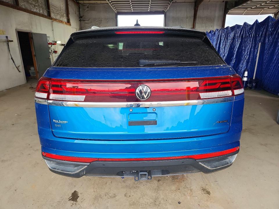 2024 Volkswagen Atlas Cross Sport მანქანა იყიდება აუქციონზე, vin: 1V2KE2CA1RC218341, აუქციონის ნომერი: 59576456