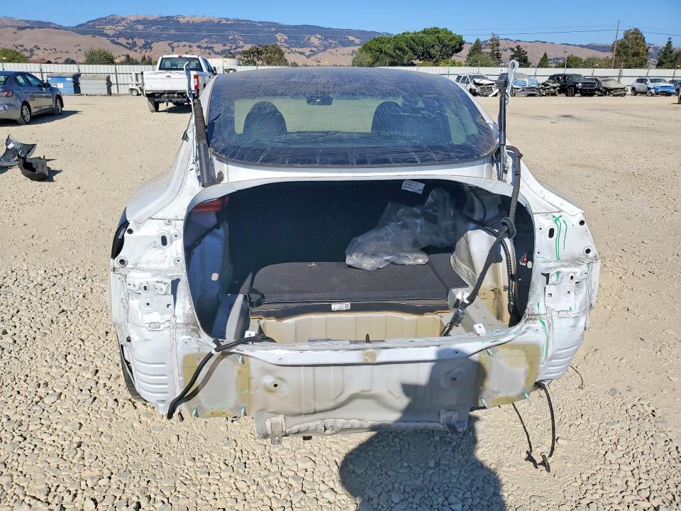 Продажа на аукционе авто 2023 Tesla Model 3, vin: 5YJ3E1EA1PF600883, номер лота: 61227606