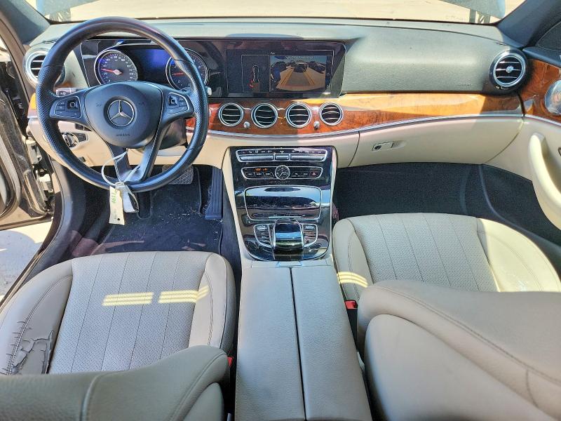 60188476 :رقم المزاد ، WDDZF4JB5HA158374 vin ، 2017 Mercedes-benz E مزاد بيع