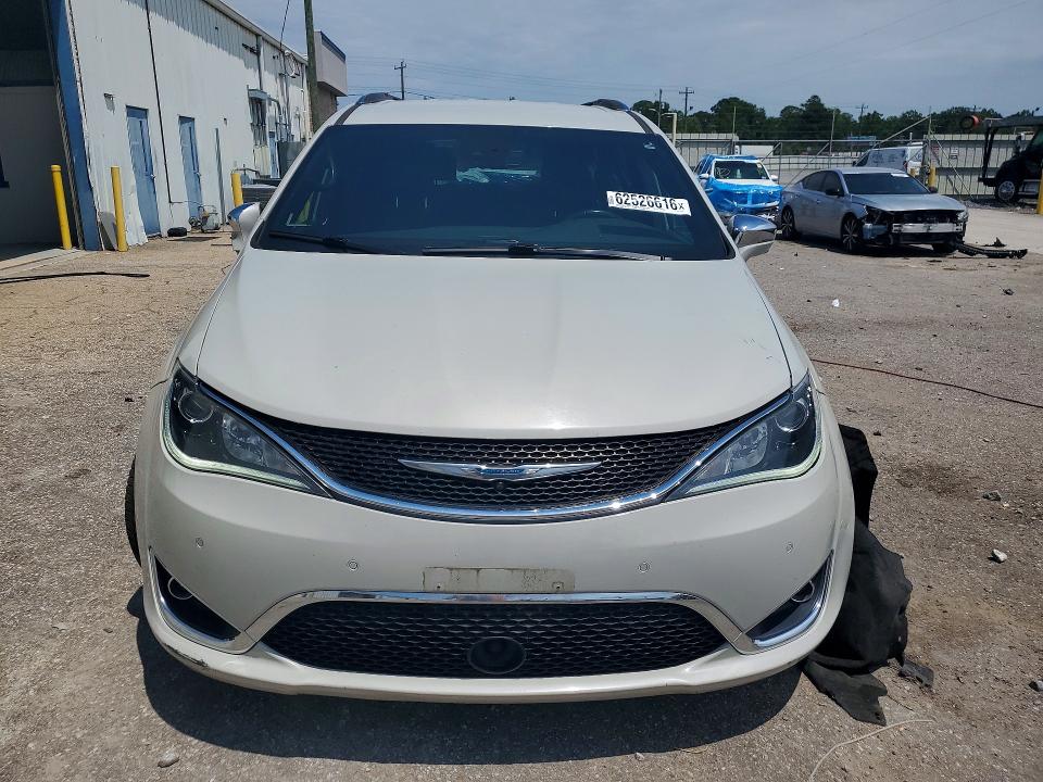 Продажа на аукционе авто 2020 Chrysler Pacifica, vin: 2C4RC1N73LR135185, номер лота: 62526616