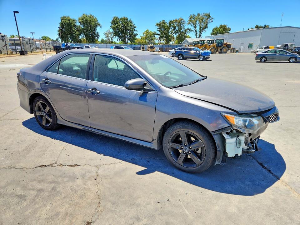 Продажа на аукционе авто 2014 Toyota Camry, vin: 4T1BF1FKXEU307547, номер лота: 62437806