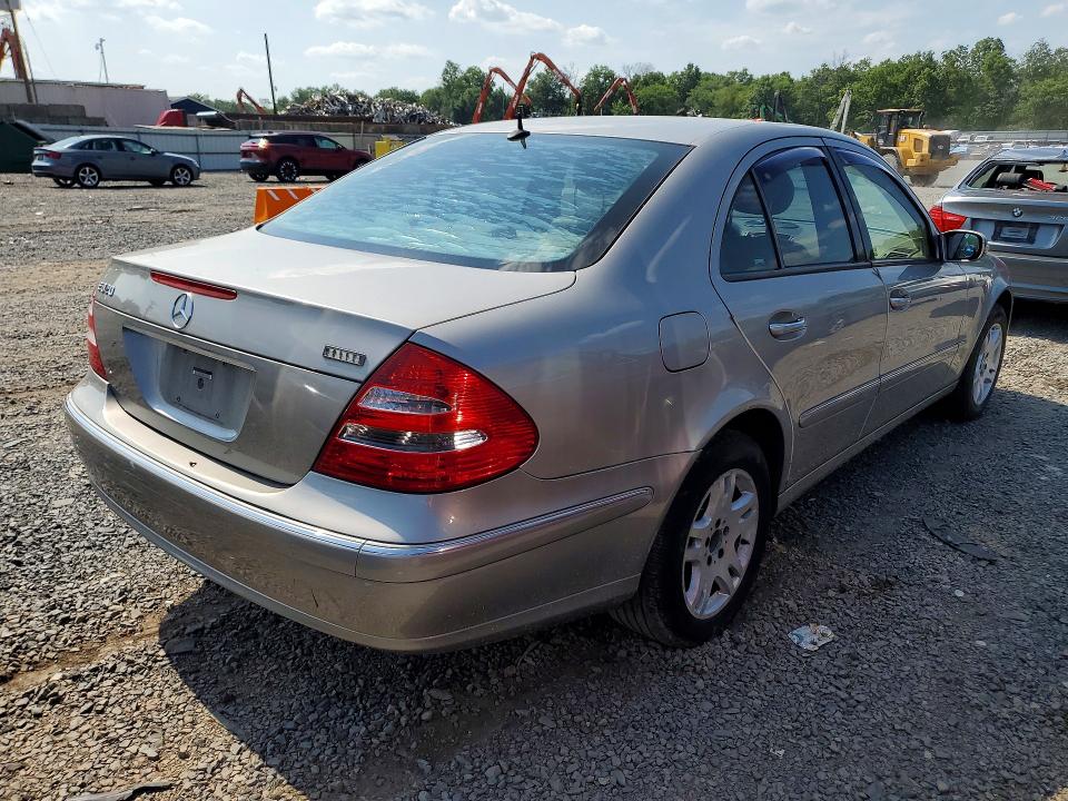 Продажа на аукционе авто 2005 Mercedes-benz E, vin: WDBUF65J85A658783, номер лота: 60142676