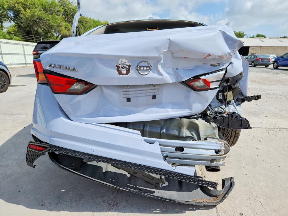 62584586 :رقم المزاد ، 1N4BL4CV3RN338982 vin ، 2024 Nissan Altima مزاد بيع