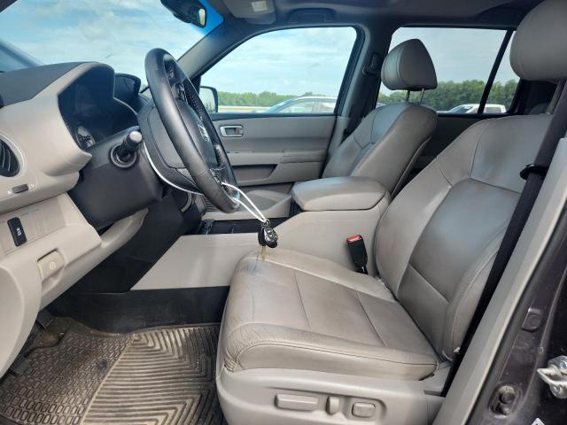 61492896 :رقم المزاد ، 5FNYF4H50FB021143 vin ، 2015 Honda Pilot مزاد بيع