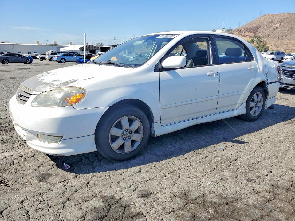 60696996 :رقم المزاد ، 1NXBR32E44Z241840 vin ، 2004 Toyota Corolla مزاد بيع