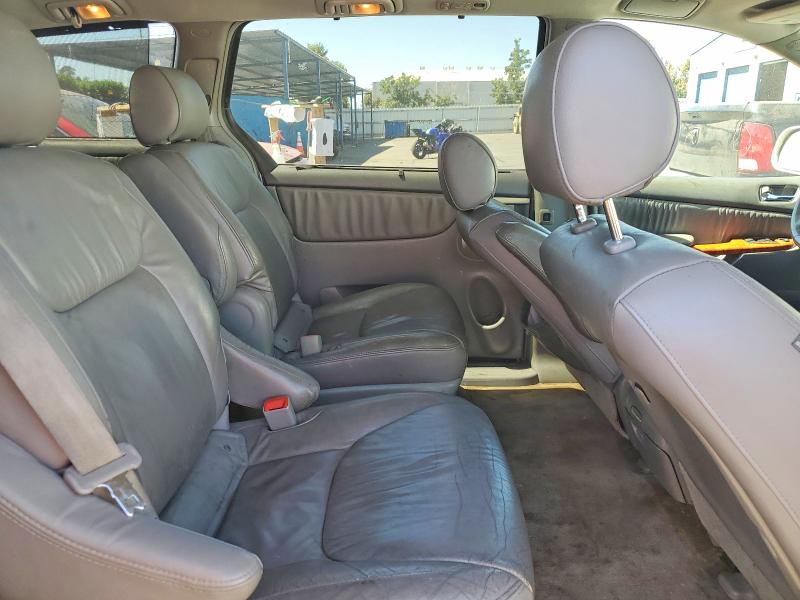 61002176 :رقم المزاد ، 5TDZA22C56S515668 vin ، 2006 Toyota Sienna مزاد بيع