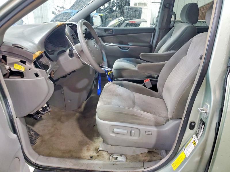 2008 Toyota Sienna მანქანა იყიდება აუქციონზე, vin: 5TDZK23C08S116732, აუქციონის ნომერი: 62705006