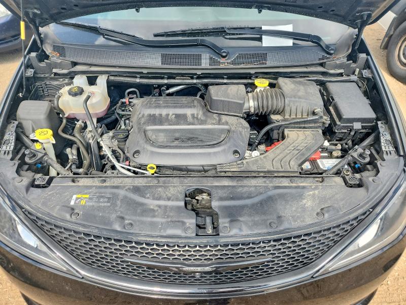 61140806 :رقم المزاد ، 2C4RC3BGXLR288954 vin ، 2020 Chrysler Pacifica مزاد بيع