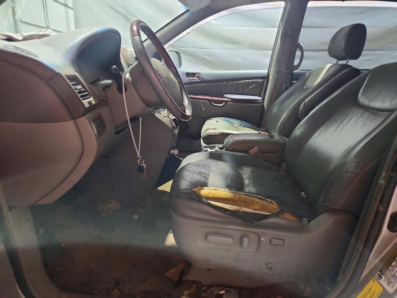 Продажа на аукционе авто 2005 Toyota Sienna, vin: 5TDBA22C05S031391, номер лота: 61899076