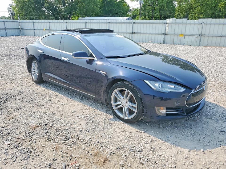 61347126 :رقم المزاد ، 5YJSA1H16EFP46759 vin ، 2014 Tesla Model S مزاد بيع
