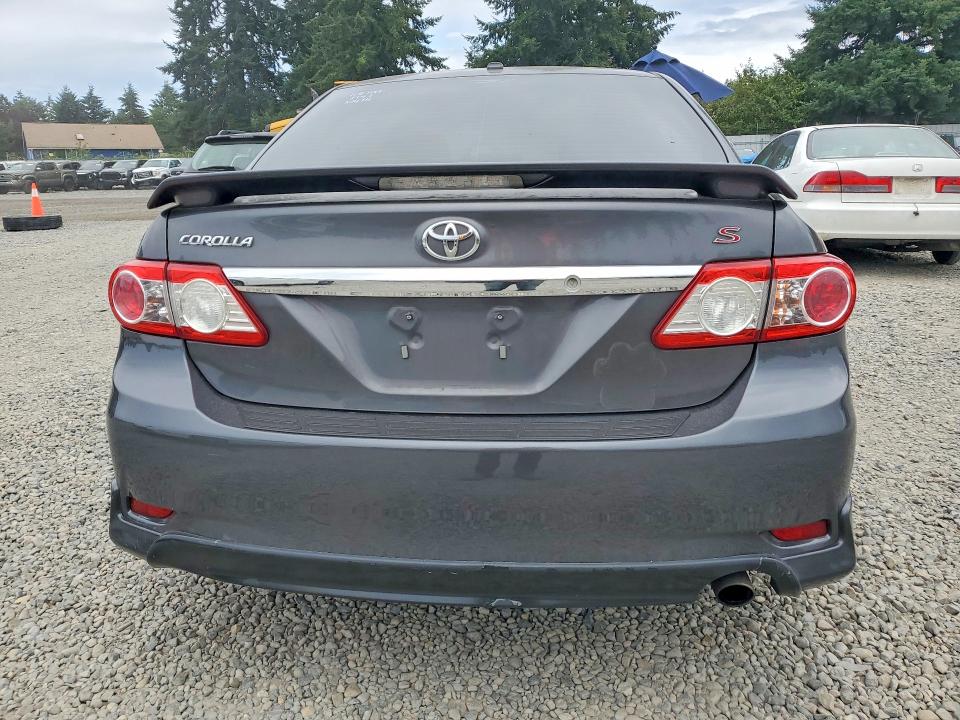 61816776 :رقم المزاد ، 2T1BU4EE3DC025186 vin ، 2013 Toyota Corolla مزاد بيع