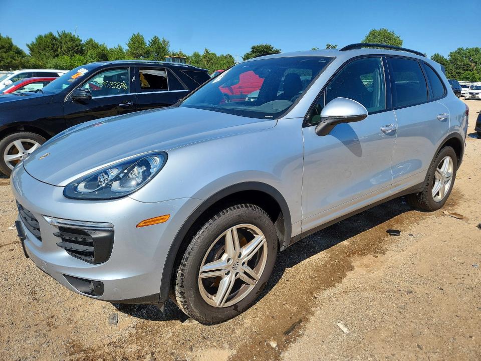 Продаж на аукціоні авто 2016 Porsche Cayenne, vin: WP1AA2A27GLA10898, номер лоту: 59810816