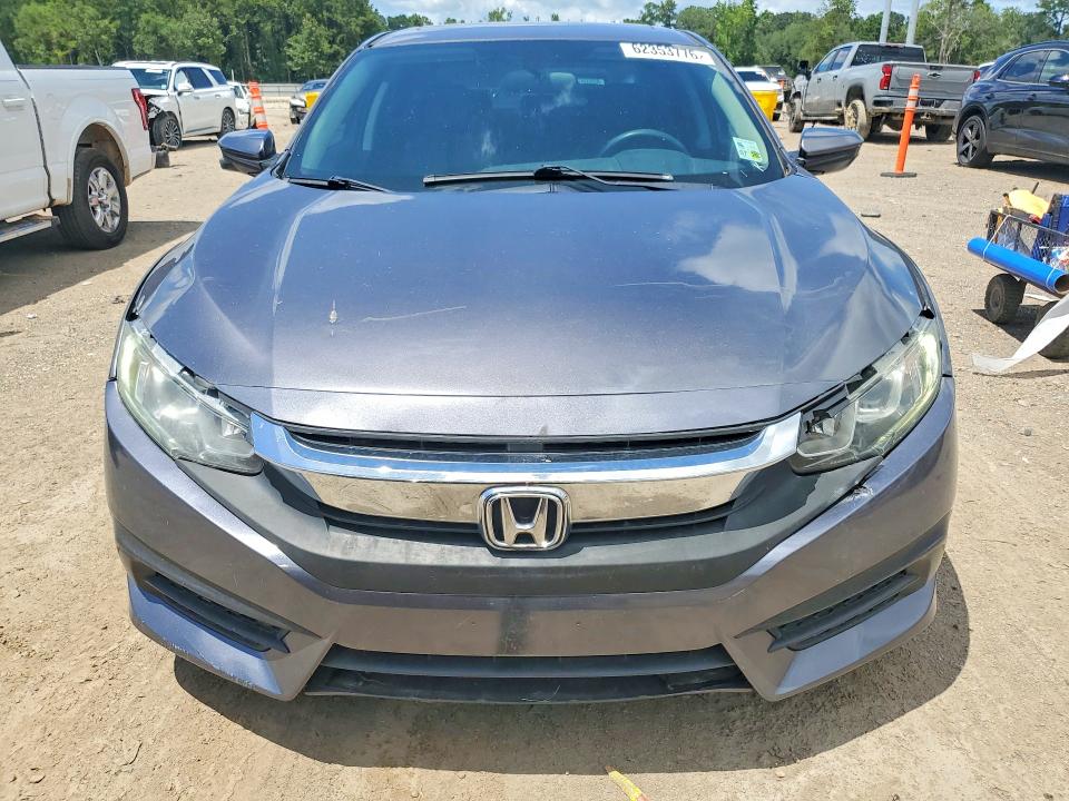 Продажа на аукционе авто 2018 Honda Civic, vin: 2HGFC2F73JH578304, номер лота: 62353776