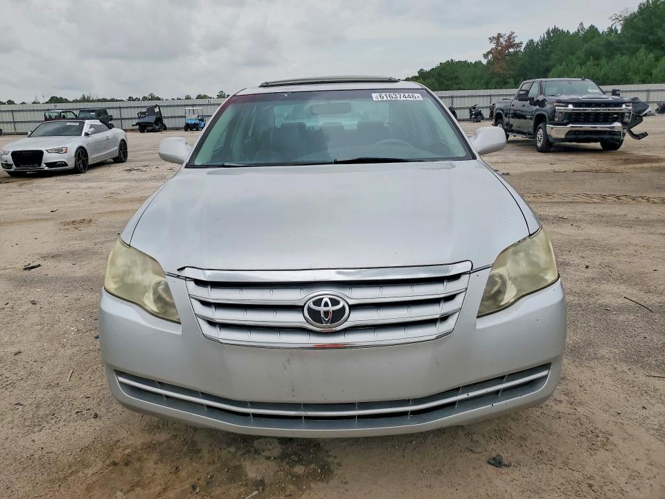 2007 Toyota Avalon მანქანა იყიდება აუქციონზე, vin: 4T1BK36B07U169298, აუქციონის ნომერი: 61637446