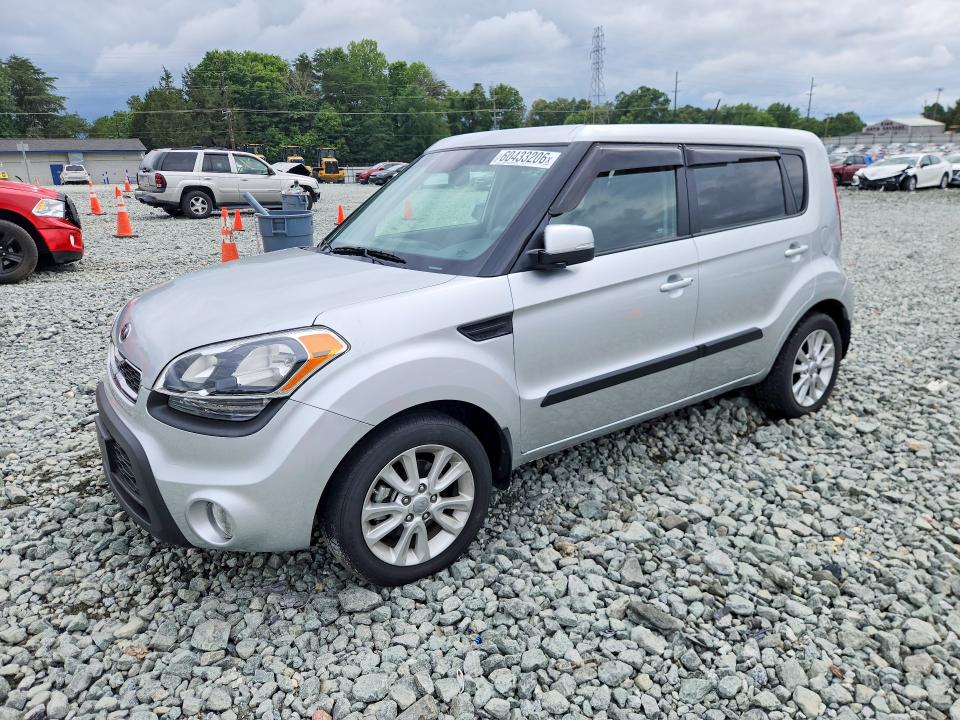 60433206 :رقم المزاد ، KNDJT2A62D7769428 vin ، 2013 Kia Soul مزاد بيع