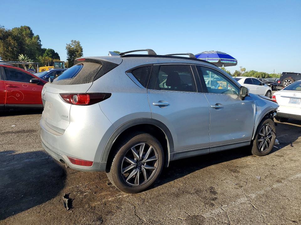 Продаж на аукціоні авто 2018 Mazda Cx-5, vin: JM3KFACM1J0336499, номер лоту: 60883626