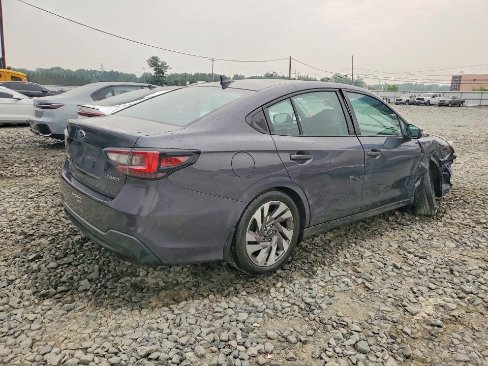61392436 :رقم المزاد ، 4S3BWAN6XP3017598 vin ، 2023 Subaru Legacy مزاد بيع