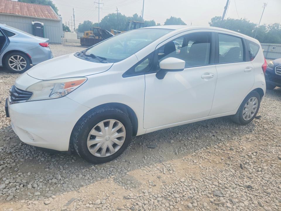 2015 Nissan Versa Note მანქანა იყიდება აუქციონზე, vin: 3N1CE2CP4FL444970, აუქციონის ნომერი: 61770566
