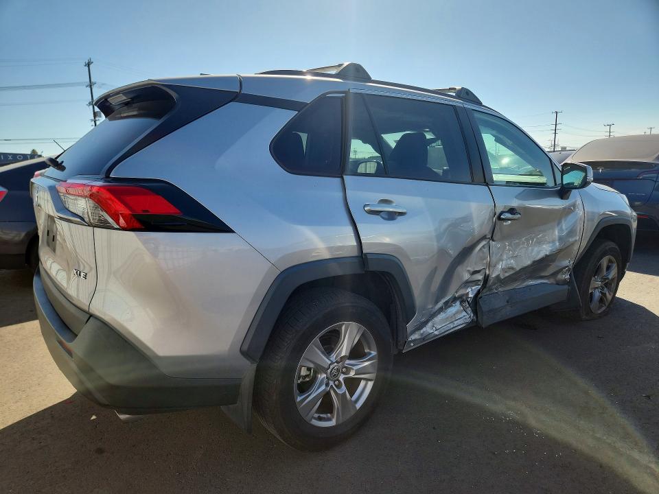 2022 Toyota Rav4 მანქანა იყიდება აუქციონზე, vin: 2T3W1RFV1NC181886, აუქციონის ნომერი: 60808156