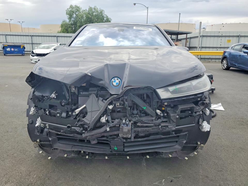 2025 Bmw Ix მანქანა იყიდება აუქციონზე, vin: WB523CF05SCU73589, აუქციონის ნომერი: 61555406