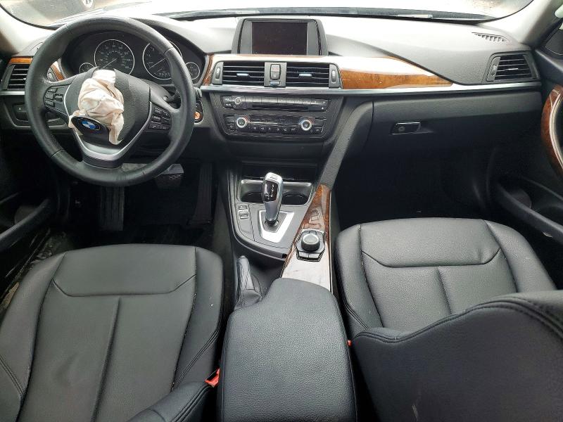 2015 Bmw 328 მანქანა იყიდება აუქციონზე, vin: WBA3A5G57FNS82932, აუქციონის ნომერი: 61164906