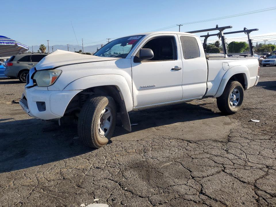 Продажа на аукционе авто 2014 Toyota Tacoma, vin: 5TFTX4GN2EX036983, номер лота: 61001756
