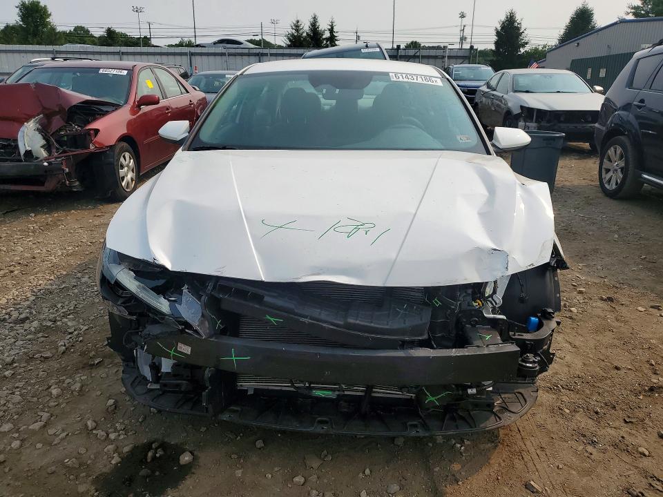 61437186 :رقم المزاد ، 5NPLS4AG8PH109202 vin ، 2023 Hyundai Elantra مزاد بيع