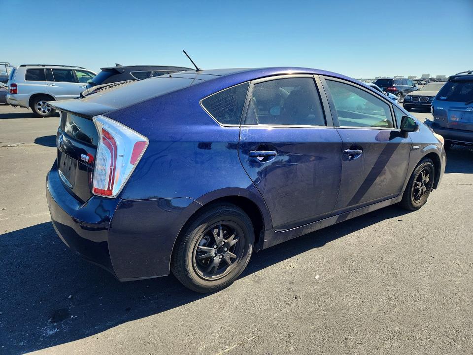 2013 Toyota Prius მანქანა იყიდება აუქციონზე, vin: JTDKN3DU7D0347050, აუქციონის ნომერი: 60983366