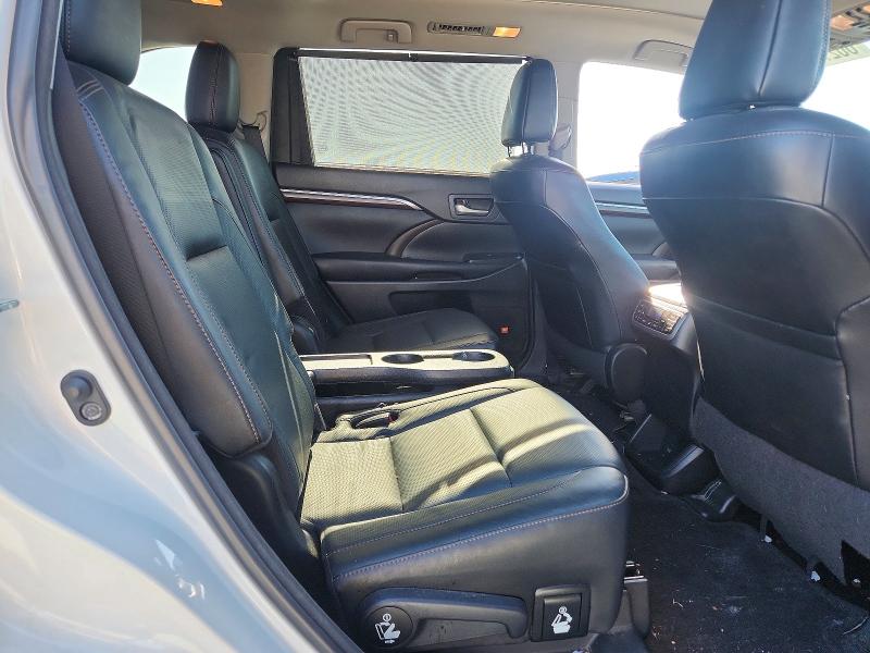 60276106 :رقم المزاد ، 5TDYKRFH5GS179156 vin ، 2016 Toyota Highlander مزاد بيع