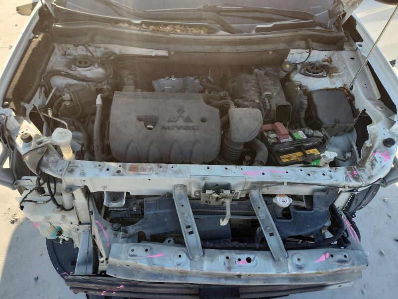 Продаж на аукціоні авто 2018 Mitsubishi Outlander, vin: JA4AD3A33JZ050532, номер лоту: 61969846