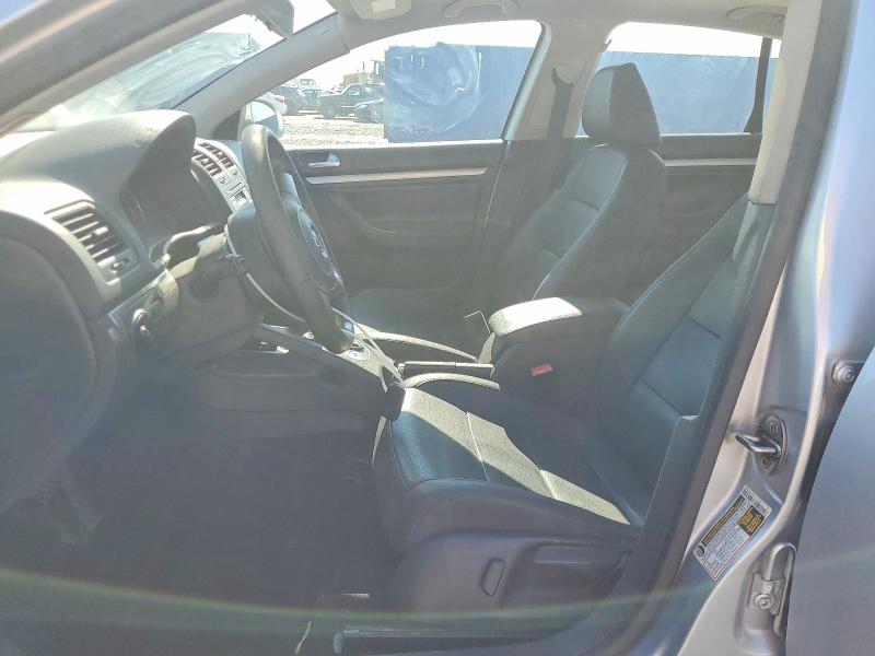 60478596 :رقم المزاد ، 3VWRX7AJ9AM164488 vin ، 2010 Volkswagen Jetta مزاد بيع