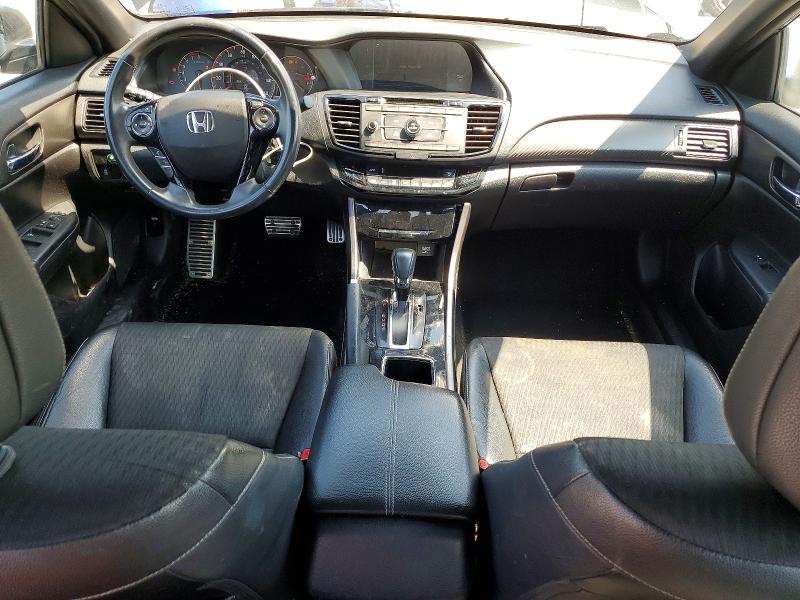 62075016 :رقم المزاد ، 1HGCR2F55HA246972 vin ، 2017 Honda Accord مزاد بيع