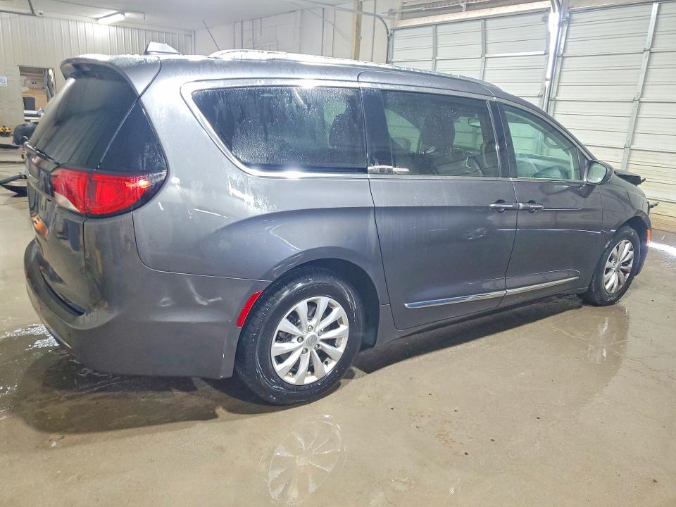 2019 Chrysler Pacifica მანქანა იყიდება აუქციონზე, vin: 2C4RC1BG8KR554295, აუქციონის ნომერი: 60496956