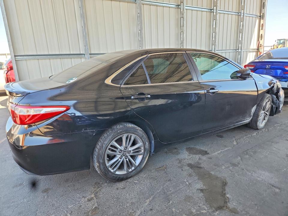 Продажа на аукционе авто 2015 Toyota Camry Hybrid, vin: 4T1BD1FK0FU167578, номер лота: 63213626