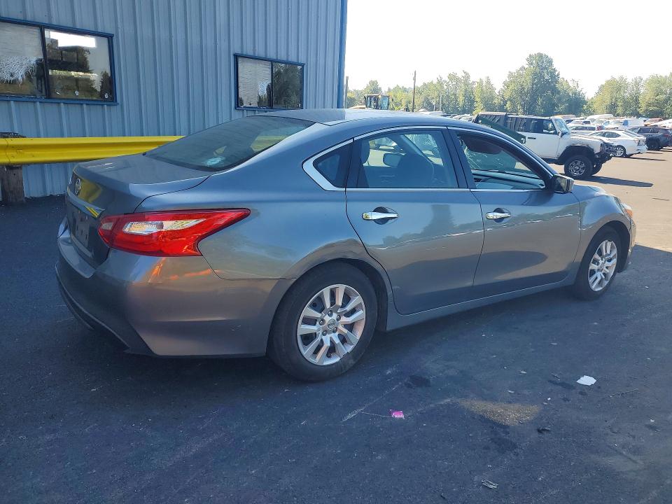 Продаж на аукціоні авто 2016 Nissan Altima, vin: 1N4AL3AP3GN326953, номер лоту: 62591526